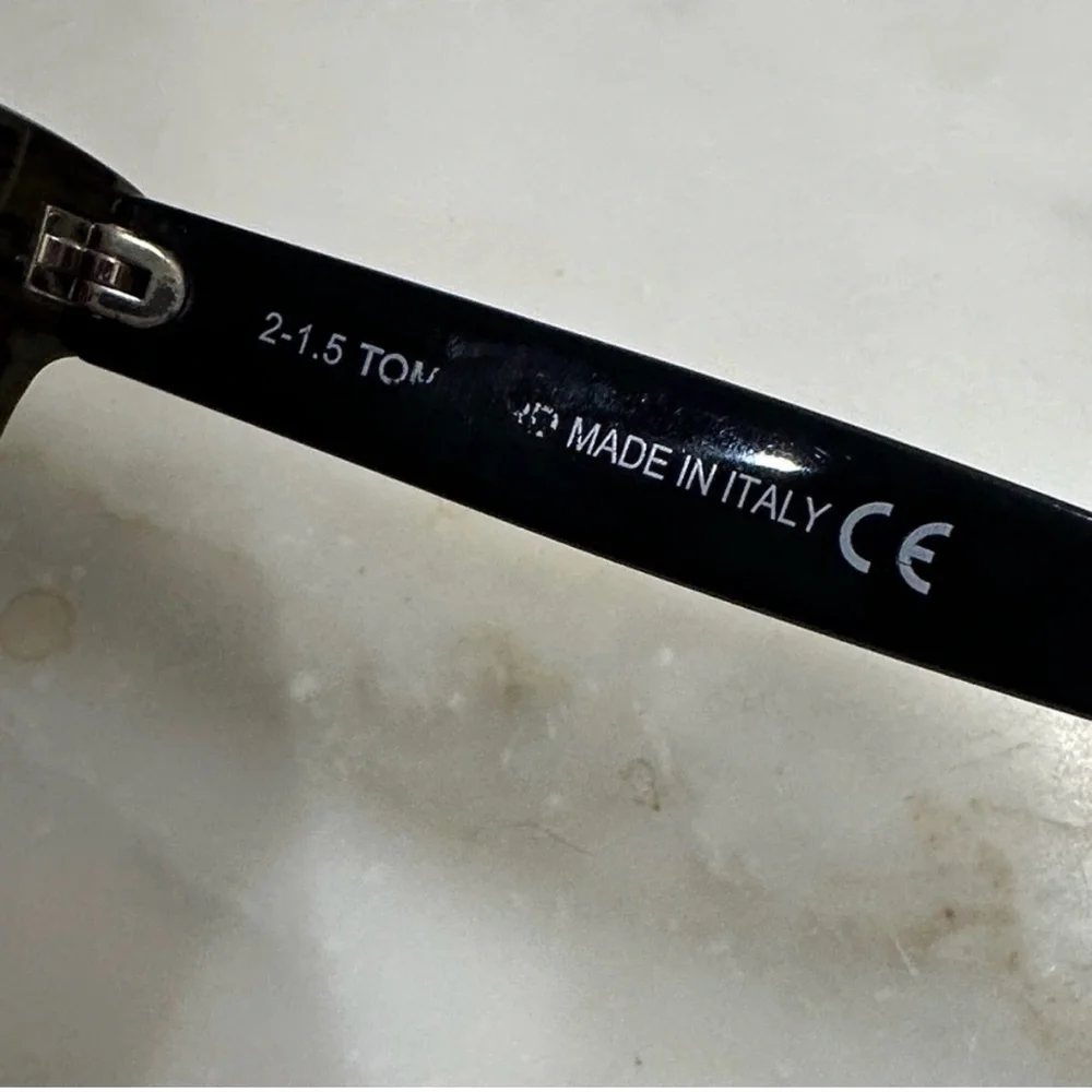 Tom ford sunglasses. Leo TF336 52-21 145 - Picture 6 of 8